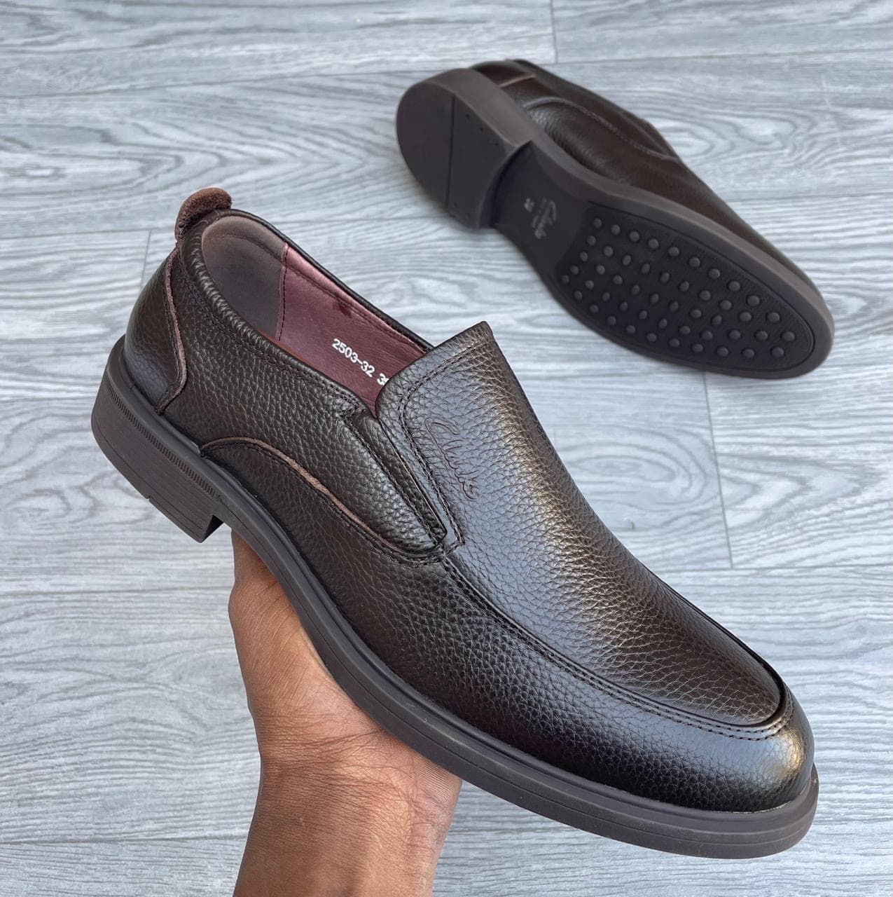 Clarks Premium Penny Loafers – Black alternate view